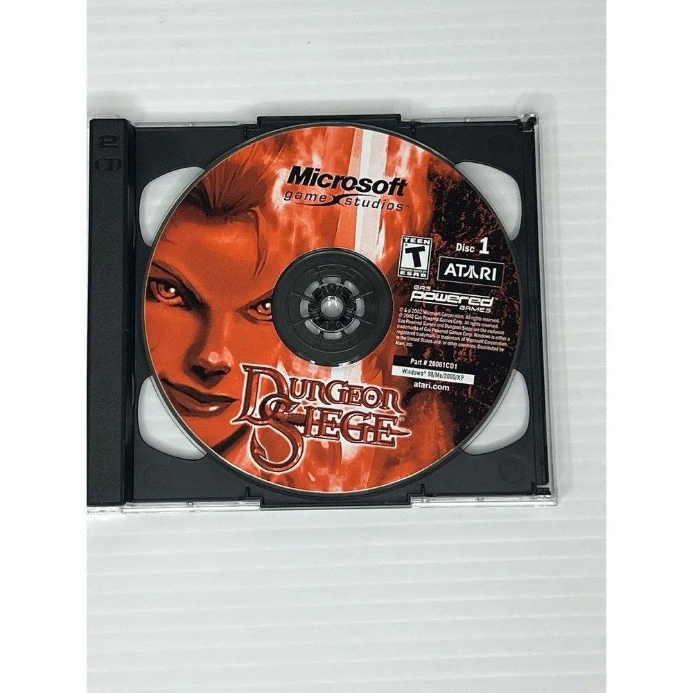 Dungeon Siege Atari Microsoft Game Studios PC 2004 RPG Chris Taylor W/Dust Cover